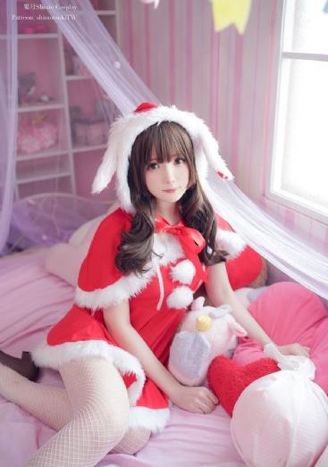 办公室的超短裙女教师_BD免费电视剧
