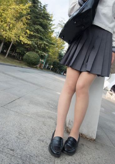 新婚之夜实录三级播放_720电影在线看