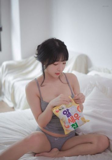 带着智能手机闯荡异世界第二季_国产剧免费播放
