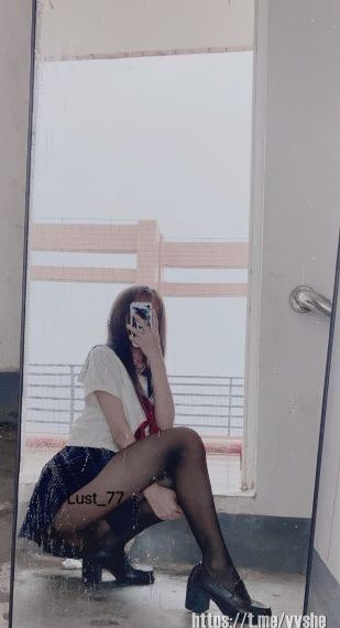 操欧美美女_1080在线手机播放