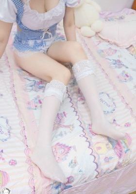 年轻的女教师3_720电视剧在线观看