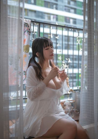半步之遥 电视剧_BD英语高清免费观看