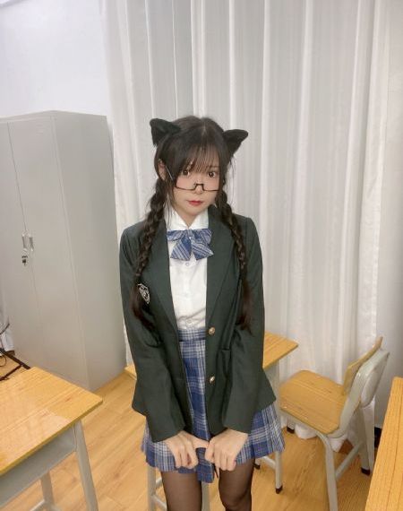 斯巴达克第九季免费观看_720神马影院手机在线